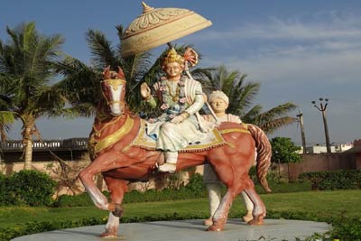 2 Days Ayodhya & Chhapaiya Tour Package from Lucknow, India