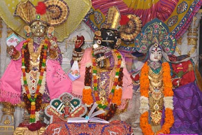  Chhapaiya Swaminarayan Temple Pilgrimage with Varanasi, Allahabad, Ayodhya & Lucknow, India