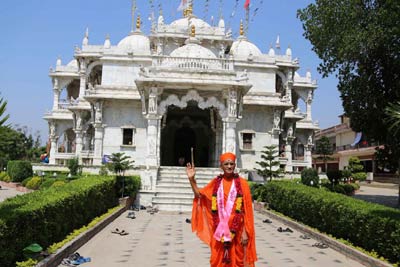 Chhapaiya Swaminarayan Temple Tour from Lucknow with Ayodhya, Allahabad & Varanasi, India