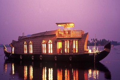 Amazing Houseboat Honeymoon Package for Alleppey - 2 Nights and 3 Days
