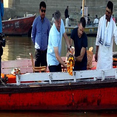 Asthi Visarjan in Varanasi India