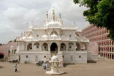 Chhapaiya Tour From Varanasi, India