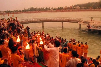 8 Days Yoga, Meditation & Vipasana Tour Packages in Rishikesh at Northern India